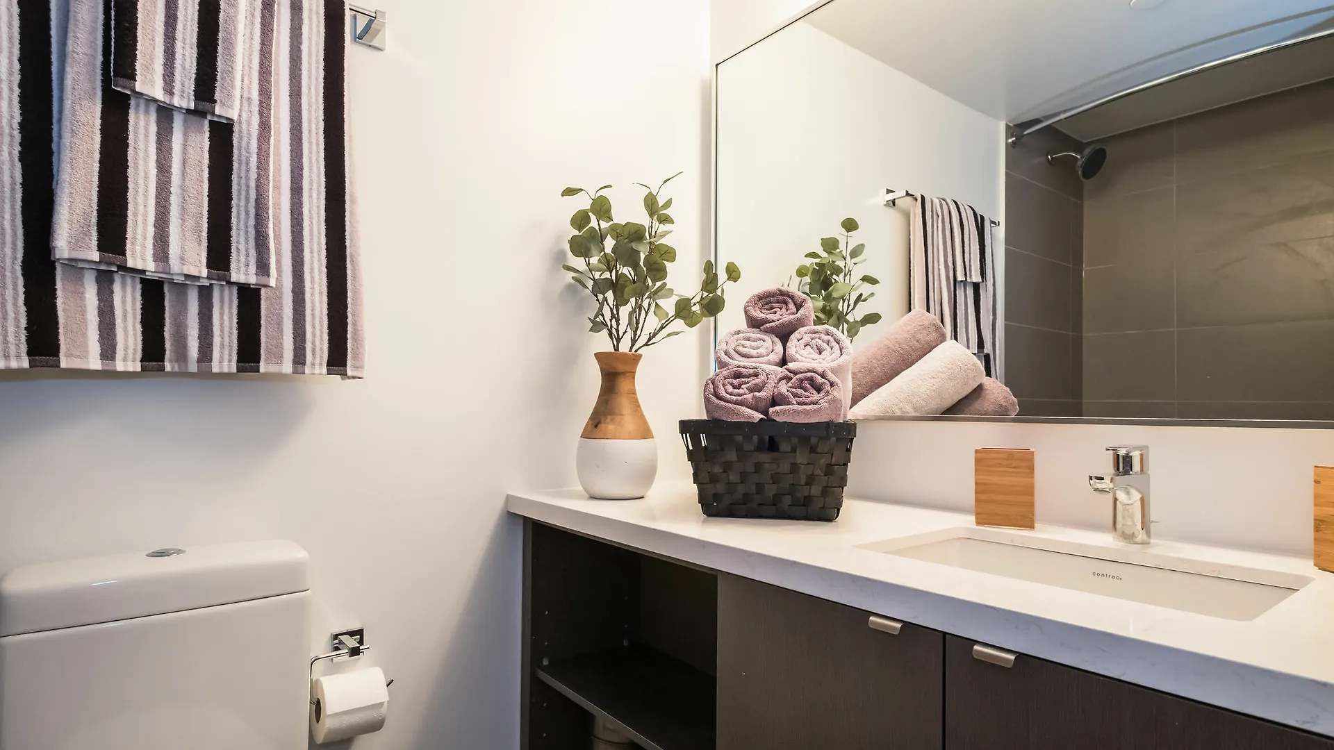 Quickstay - Yorkville Dream Toronto Canada