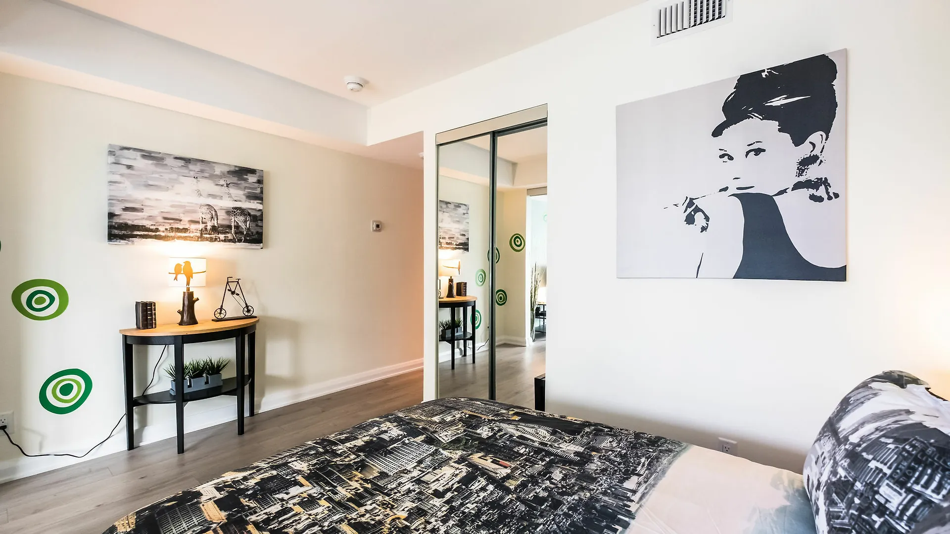 Quickstay - Yorkville Dream Toronto 3*,  Canada